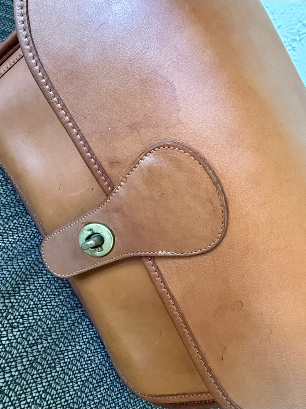 Vintage Coach Rambler - Picture 5 of 17